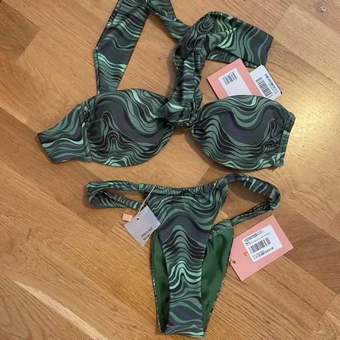 Cult Gaia NWT Manon green printed bikini - bottom xs, top s