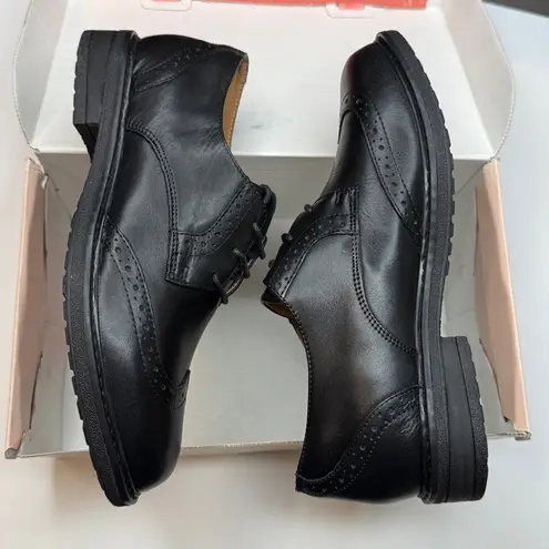 Easy Spirit Women's Jonah eFlex Lace-Up Wingtip Oxfords- Size 7 Wide Width