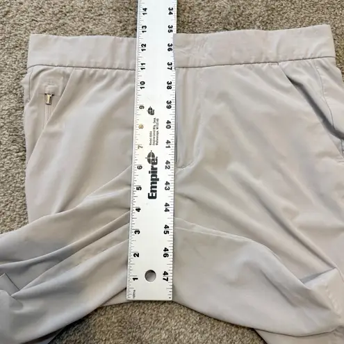 Athleta  4 flat front elastic waist active casual shorts SH2 2777