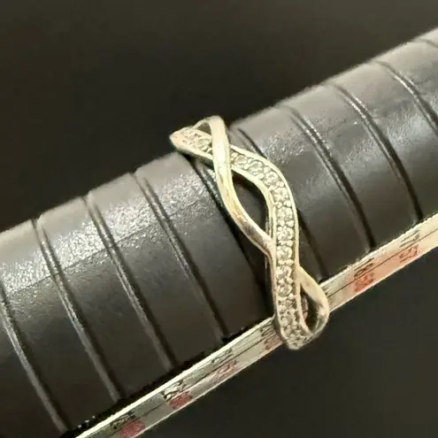 Vintage 925 Mexican Sterling Silver Pave CZ Love Infinity Ring Size 9