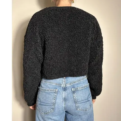 Wild Fable  Black Cropped Crewneck Sherpa Sweatshirt Size Small
