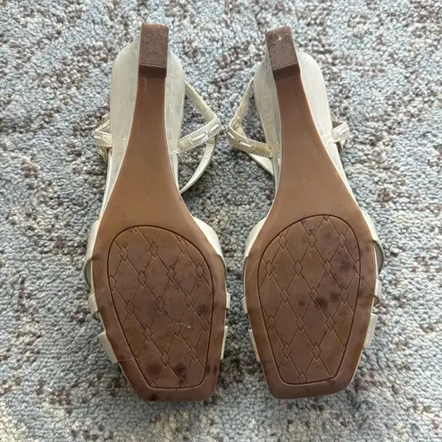 Etienne Aigner Vintage Mirage T-Strap Patent Wedge Sandals Stone 9.5