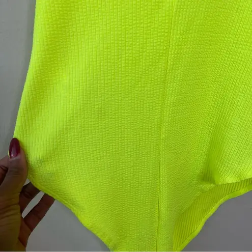 Wild Fable  Textured Versatile Neon Bodysuit