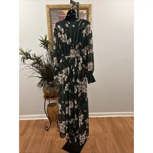 MiSC Elevated Basics Women Cap Long Sleeve V Neck Dress SM Belted Elastic Waist