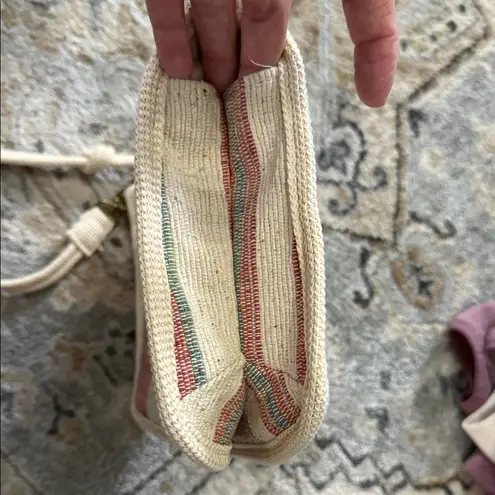 Carpetbags of America Chic Striped Shoulder Bag in Cream and Red