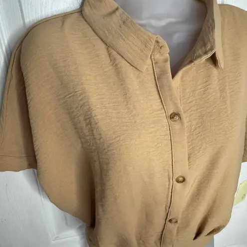 Pie In The Sky Crinkled Button Down Crop Blouse thumbnail 3
