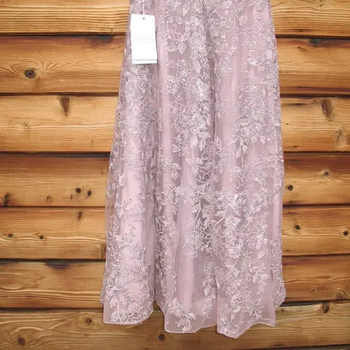 Mac Duggal 50665 Womens Embroidered High Neck Cap Sleeve A Line Gown