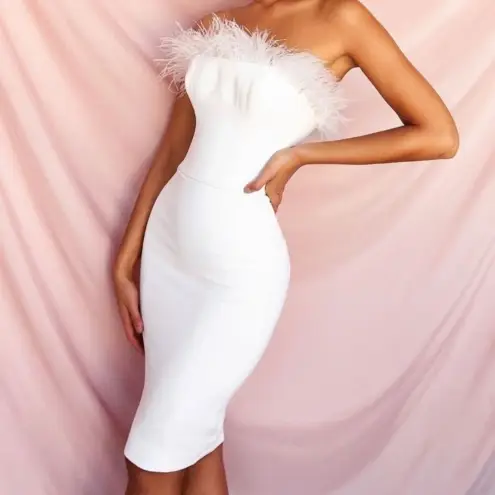 House Of CB House of‎ CB 'Bianca' White Feather Strapless Dress NWOT size XS