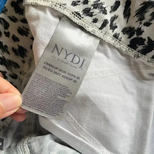 NYDJ Pull-On Denim Animal Print Skinny Ankle Jeans In Sateen With Slit Size 6