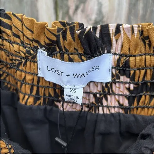 Lost + Wander NWT Nightfall Palm Maxi
Dress Generous XS Retail $128.00