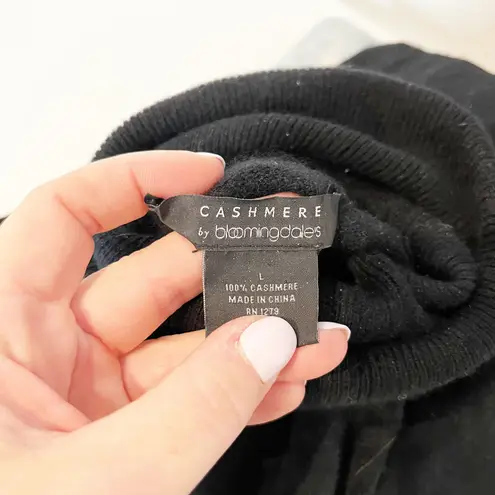 Cashmere by Bloomingdale's Turtleneck Pullover Sweater Gold Button Cuffs Black L Size L