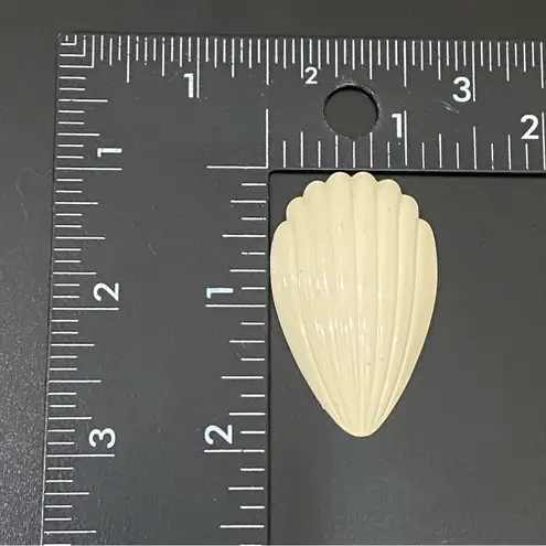 Vintage LIEBA USA Enameled Shell