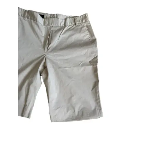Brooks Brothers Women's Beige Khaki Bermuda Shorts Size 6