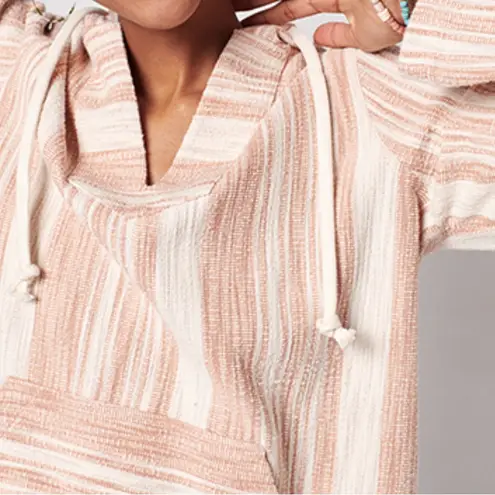 NWT! Faherty Brand Islet Knit Lightweight Poncho