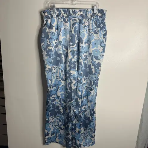 VERO MODA NWT Blue & White Floral Wide Leg Pants Elastic Waist Silky Feel XL