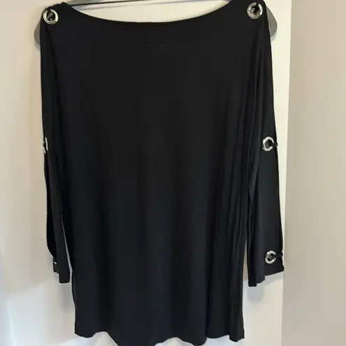 Cable & Gauge CABLE & GUAGE BLACK TOP L/S  WITH SILVER RINGS DOWN SLEEVE