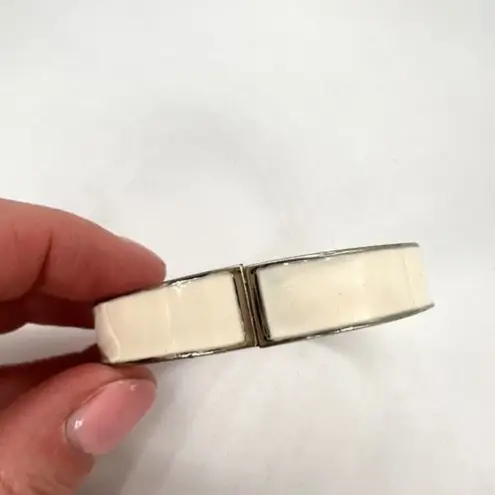 Tokyo Jane Off White Enamel Goldtone Bangle Bracelet Gold