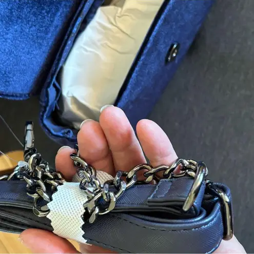 Lounge Fly NWT Disney Exclusive Minnie Mouse Ears blue velvet crossbody handbag