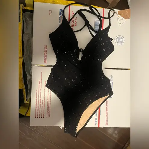 Berlook Black Floral Cutout One Piece Swimwear 48 Size XS
