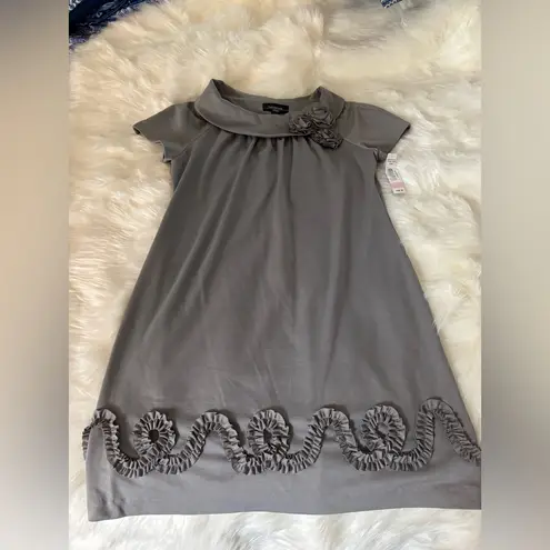 💯NWT Gorgeous Dress. Slate color, R&M Richards brand. Size 6P Gray
