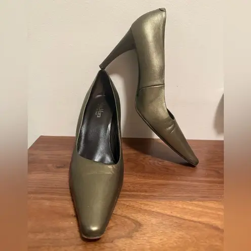 Max Mara leather pointed pumps size 35