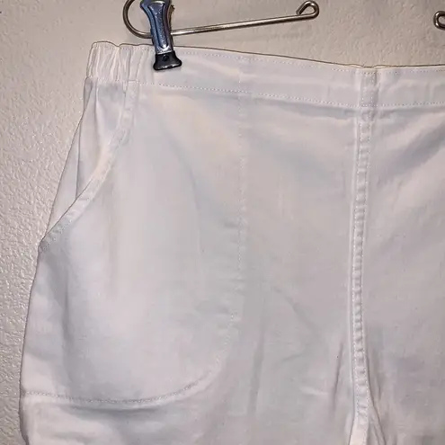 Croft & Barrow  stretch white large causal pull on pants