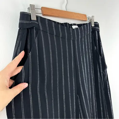 Wilfred  Aritzia Faun Pinstripe Tie Waist Wide Leg Pants Black/White Size L