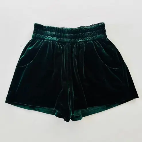 FRNCH Paris Green Velvet Dress Shorts Size S/M Elastic Waist Comfort Glam
