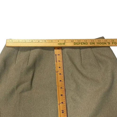 Larry Levine  Classics Womens Sz 14 Brown and Tan Herringbone Pencil Career Skirt