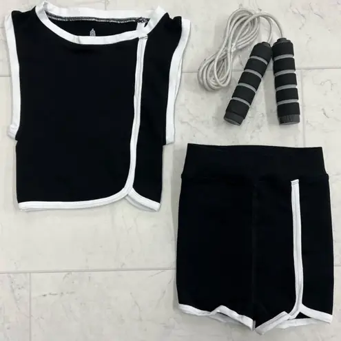 Free People NEW!  MOVEMENT Parisienne Colorblock Set L/XL Black White Top Shorts