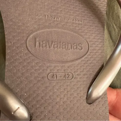 Havaianas  Dusty Lilac Thong Flip Flops. Size 41-42. US 9/10.