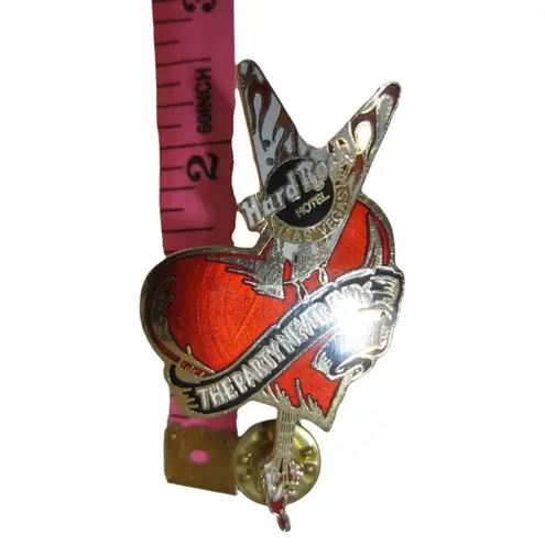 Hard Rock Hotel Heart Guitar Pin The Party Never Ends