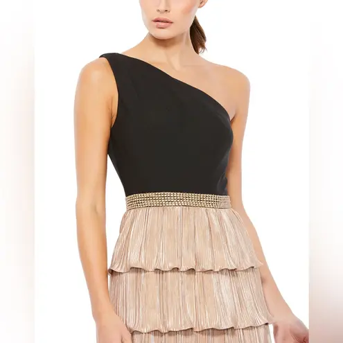 Mac Duggal One-Shoulder Layered Metallic Ruffle Gown- NWT