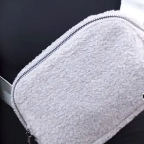 PURPLE FLEECE SHERPA CROSSBODY FANNY PACK