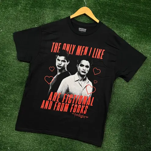 The Twilight Saga New Moon Edward vs Jacob T-Shirt Size Large