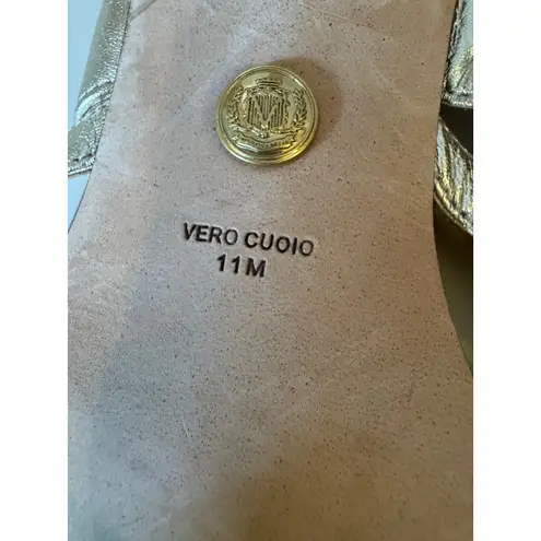 Veronica Beard  Alanis Platinum Leather Sandals - Size 11