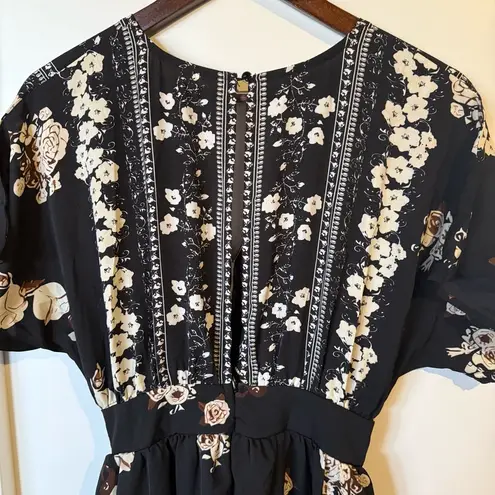 Blue V Neck Empire Waist
Flower Long Dress with Double
Slits