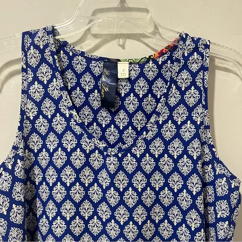 Blue Rain  Women Small Blue White Geometric V Neck Sleeveless Tank Polyester Top