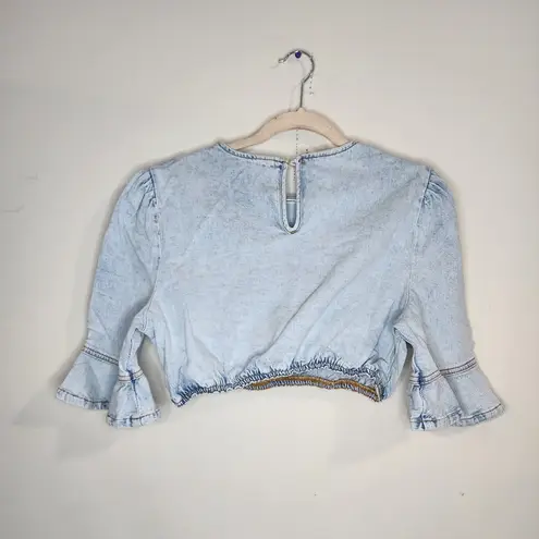 We Wore What NEW Cropped Light Wash Denim Women Medium 1/2 Sleeve Revolve Top