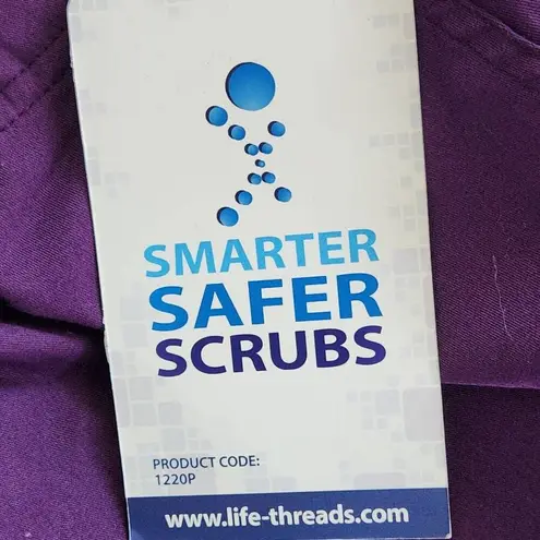 Life Threads Antimicrobial Purple Cargo Scrubs NWT Size Medium Petite