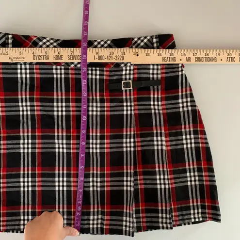 Bongo 90s Y2K  Juniors 16 Red Black Plaid Mini Skirt Front Belt Detail Goth Emo