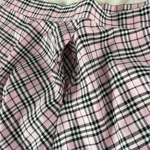 Hot Topic  Pink Plaid Skirt 3 Plus Pockets Back Zip Elastic Waist New