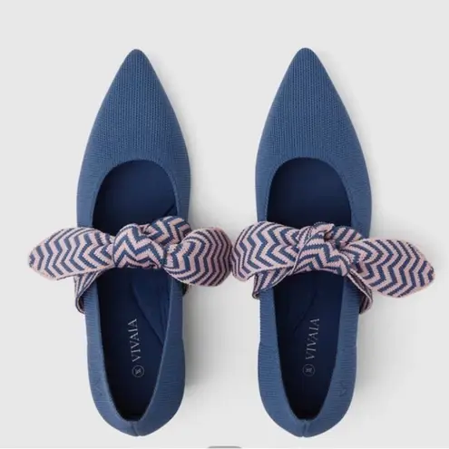Vivaia Aurora Pointed Toe Chevron Bow Mary Jane Heels in Blue Preppy Size 6.5