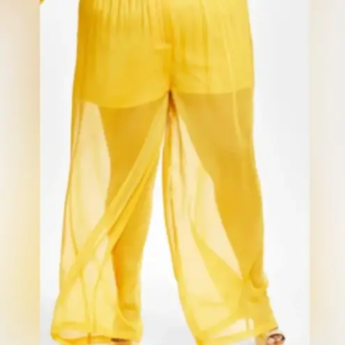 NWOT NINA PARKER Trendy Plus Size Button