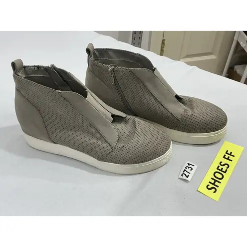 Womans Arizona Jeans Lucy 9 M Gray Wedge Zip Up Bootie