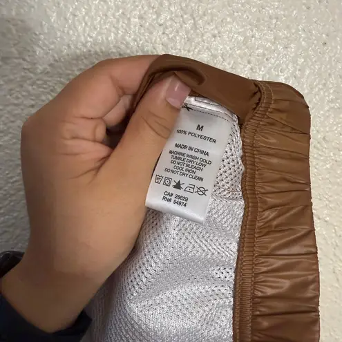 Stüssy Stussy Langley Shiny Baggy Short size medium caramel brown color