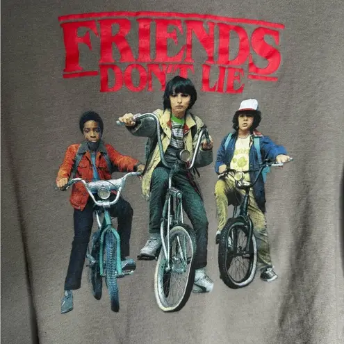 Netflix STRANGER THINGS “Friends Don’t Lie” Long Sleeve Crop Top Juniors Size L