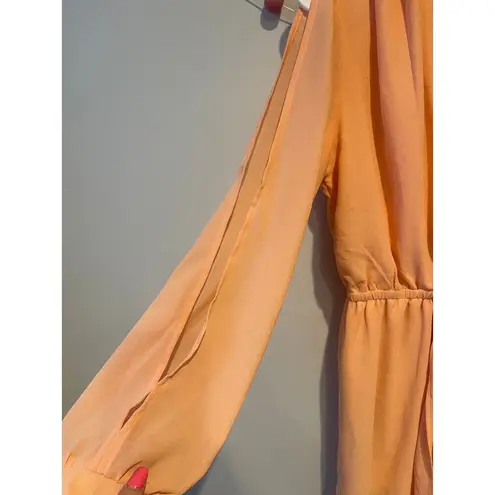 Tobi  Women’s LS Blousy Peach Chiffon Shorts JumpSuit/ Romper