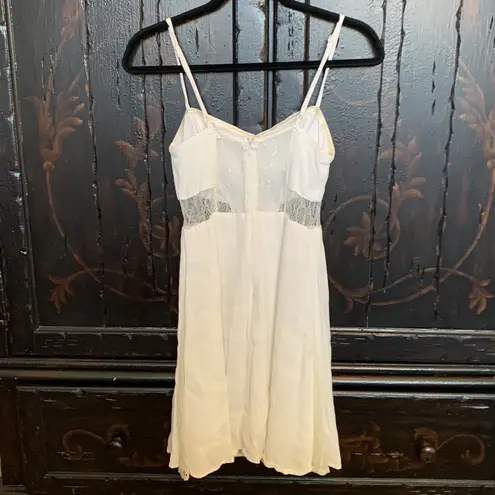 Lush Clothing By the Lace-Sides White Lace Dress by Lush Size Small