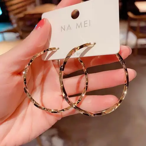 18K Gold Plated Twist Gold Hoop Earrings for Women